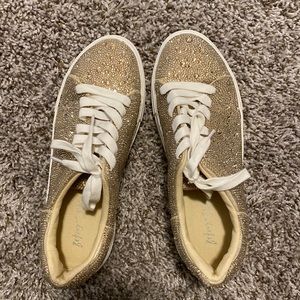 Betsey Johnson Sidny Sneakers